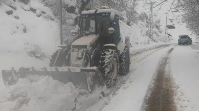 Şırnak’ta Kar Yağışı Nedeniyle Kapanan Yollar Açılıyor