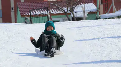 Sivas’ta Karın Tadını Çocuklar Çıkardı