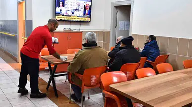Soğuk Kış Günlerinde Evsizlere Sıcak Yuva