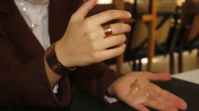 Van’da Unutulmaya Yüz Tutmuş Bakır İşlemeciliği Sanata Dönüşüyor