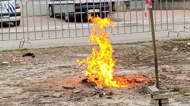 Yer Etüdü Sırasında Alevlenen Metan Gazı Hala Yanıyor