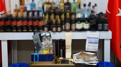 Zeytinburnu’nda Depoya Uydurma Alkol Baskını: 155 Şişe Düzmece Alkol ve 190 Litre Etil Alkol Ele Geçirildi