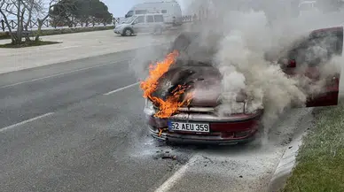 Ordu'da seyir halindeki otomobil yandı