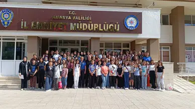 Amasya’da emniyetin projesiyle 80 kız öğrenci kampa uğurlandı