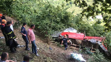 Trabzon'da fındık bahçesine devrilen kamyonetin sürücüsü öldü