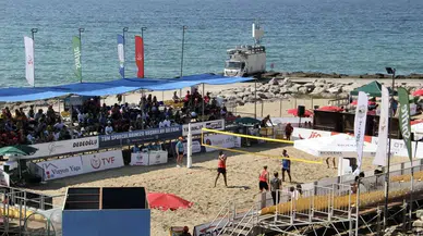 Trabzon'da yapımı tamamlanan Hanife Hatun Camisi ibadete açıldı