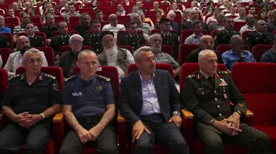 Rize'de "Zaferin Sembolü Türkiye" Konferansı Gerçekleşti