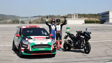 Toprak Razgatlıoğlu ve Ali Türkkan, Castrol Performance Day'de gösteri sürüşü yaptı