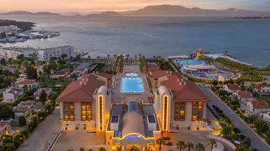 Radisson Blu Resort & Spa, Çeşme yeniden açıldı