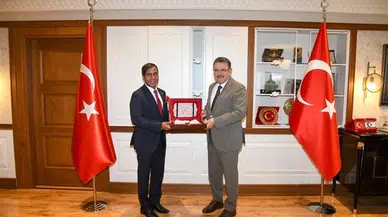 Bangladeş'in Ankara Büyükelçisi Haq, Trabzon Büyükşehir Belediyesi'ni ziyaret etti