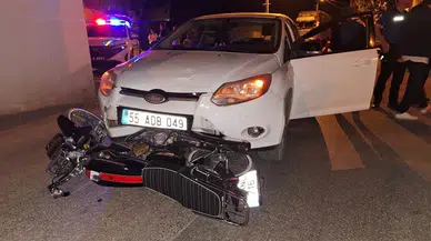 Samsun'da otomobille çarpışan motosiklet sürücüsü yaralandı