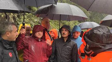 Bakanlar Uraloğlu ile Bak, Çamlıhemşin-Ayder Yaylası yolunda incelemede bulundu