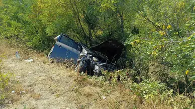 Karabük'te şarampole devrilen otomobildeki 1 kişi yaralandı
