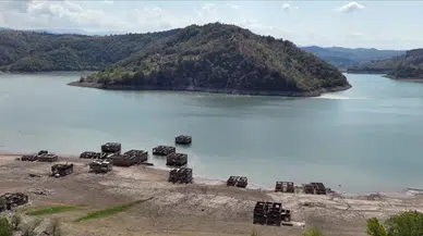 Kızılcapınar Barajı'nda su seviyesi 100 kotun altına indi