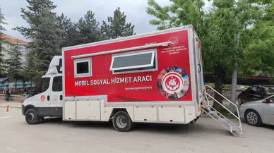 Sosyal Hizmet Aracı Vatandaşları Bilgilendirdi