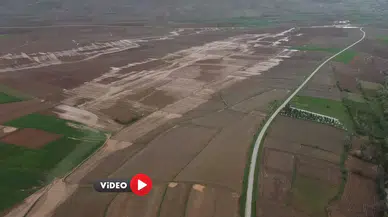 100 Dekar Arazi Zarar Gördü