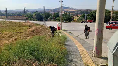 Akçakent Mahallesi'nde Çevre Temizliği Mesaisi