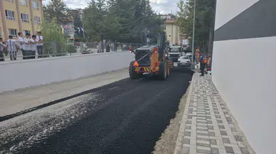 Bayat Belediyesinden Üstyapı Mesaisi
