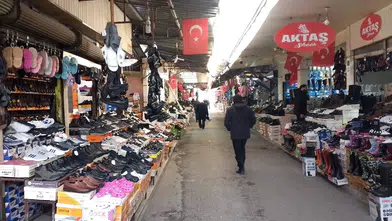 Arasta, Ay-Yıldıza Boyandı