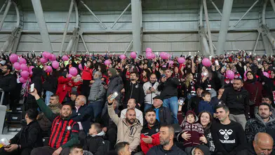 Farkındalık Yaratmak İçin Pembe Giydiler!