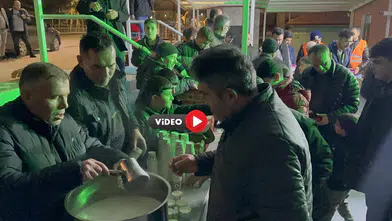 Vatandaşlara Yaklaşık 100 Kilogram Süt İkram Edildi