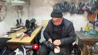 Unutulan Mesleğin Çınarı Zamana Tek Direniyor