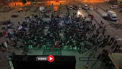 Milli Gurur, Meydana Sığmadı