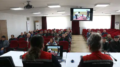 Üretici İçin B-Reçete Eğitimleri Sürüyor