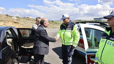 Çalgan, Devriye Ekibiyle Görüştü