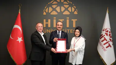 Türk Kızılaydan Hitit Üniversitesine Gümüş Madalya