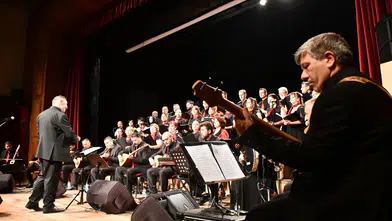 Türkülerle Anadolu Konseri Mest Etti