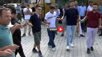 Çorum’daki Düğünde Halay Çeken İtalyanlar Gülümsetti