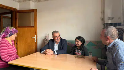 Ahlatcı, Ramazan Bayramı’nı Vatandaşla Bir Arada Geçirdi