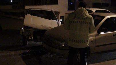 İki Otomobil Çarpıştı: Bir Yaralı