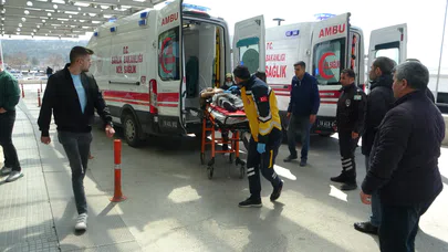 Göğsünden Bıçaklanan Yaşlı Adam Ağır Yaralandı