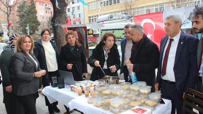 İYİ Parti, Hoşaf ve Pilav İkram Etti