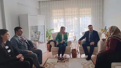 Kadınlar Gününde Şehit Annesine Ziyaret