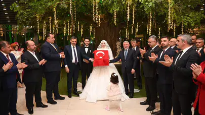 Başkan Aşgın, Kızının Nikahını Kıydı