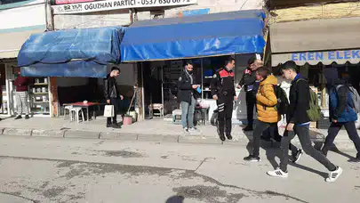 İş Yerlerini Kurşunlayan Üç Kişi Yakalandı