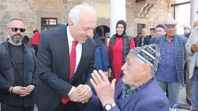 Gül, Dur Durak Bilmiyor
