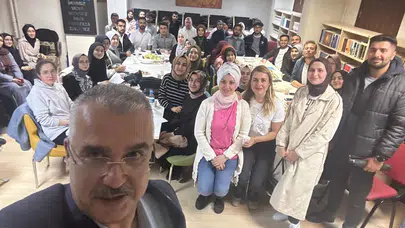 Ahlatcı: Gençlerimizin Her Zaman Yanında Olacağız