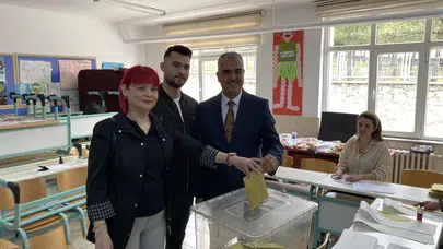 Ahlatcı, Oyunu Kocatepe Ortaokulu’nda Kullandı