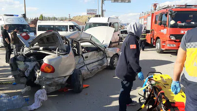 İskilip Kavşağı’nda Korkunç Kaza: Bir Ölü, İki Yaralı