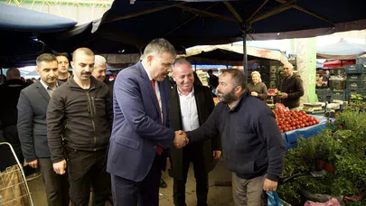 Vali Mustafa Çiftçi, Cuma Pazarında