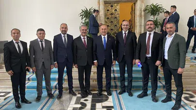 Ahlatcı, Çavuşoğlu ile Bir Araya Geldi