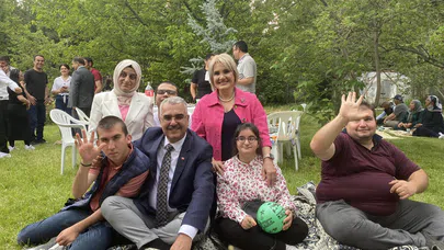 Ahlatcı, Özel Çocukları Sevindirdi