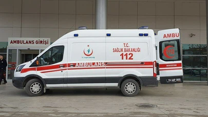 Hızarla Ağaç Kesen Kişi Bacağından Yaralandı