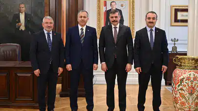 Bakanlarla Görüştüler
