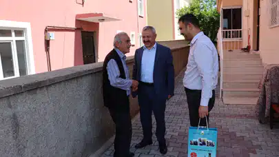 Başkan Şahiner, Şehit Babalarını Unutmadı