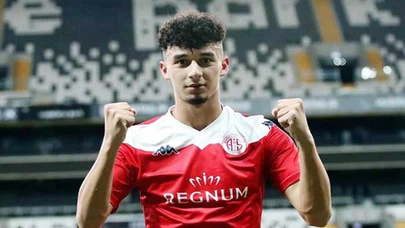 Gökdeniz Bayrakdar’ın Bonservisini Aldılar